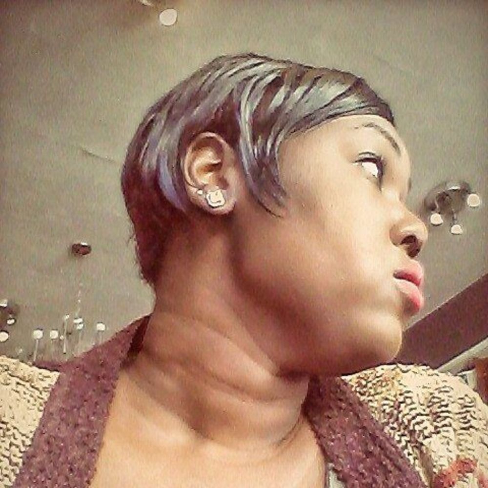 Meet your Posher, Lee-lee